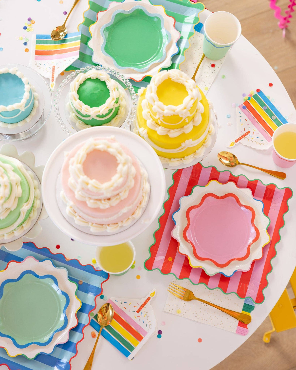 Ric Rac Edge Dessert Plates