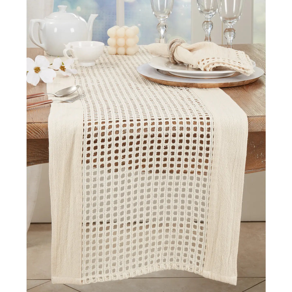 Elegant Net Design Table Runner